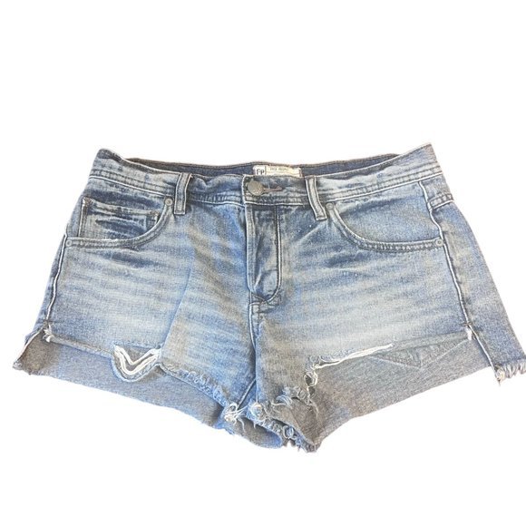 Women's Free People Denim Jean Shorts Button Fly Distressed 27 - Picture 1 of 4